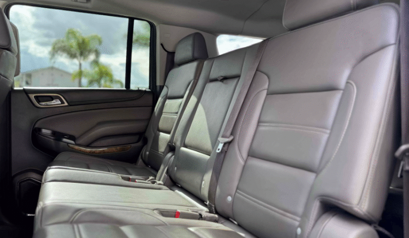 
								2017 GMC Yukon XL Denali full									