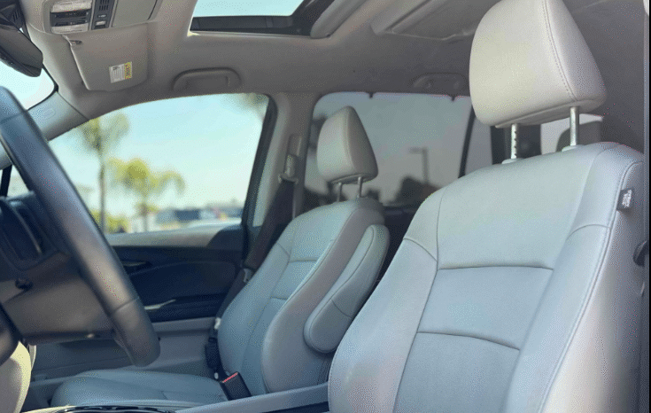 
								Honda Pilot Touring 7-Passenger full									