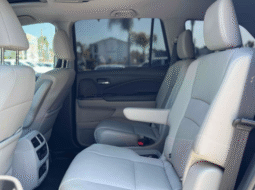 
										Honda Pilot Touring 7-Passenger full									