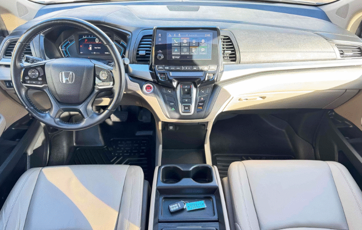 
								Honda Odyssey EX-L full									