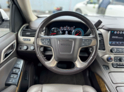 
										2017 GMC Yukon XL Denali full									