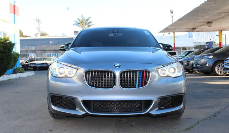 
								2015 BMW 550i xDrive Gran Turismo M Sport full									