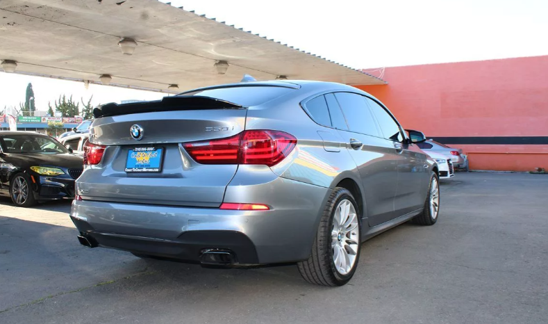 
								2015 BMW 550i xDrive Gran Turismo M Sport full									