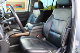 
										2015 Chevrolet Suburban LT full									