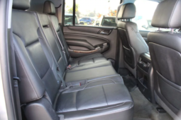 
										2015 Chevrolet Suburban LT full									
