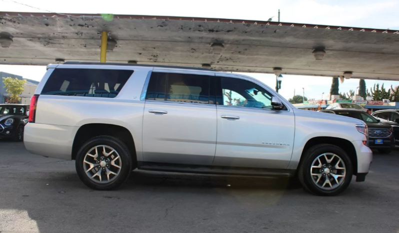 
								2015 Chevrolet Suburban LT full									