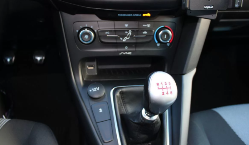 
								2018 Ford Focus ST full									