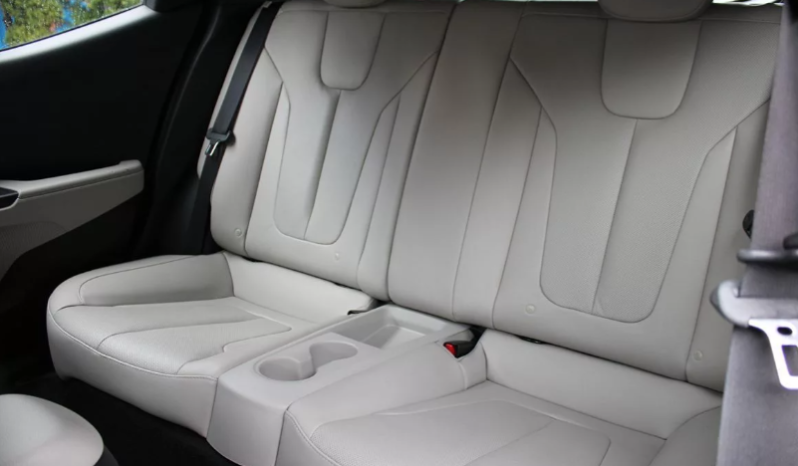 
								2020 Hyundai Veloster Turbo Ultimate full									