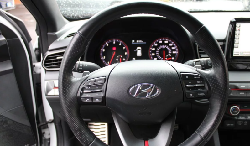 
								2020 Hyundai Veloster Turbo Ultimate full									