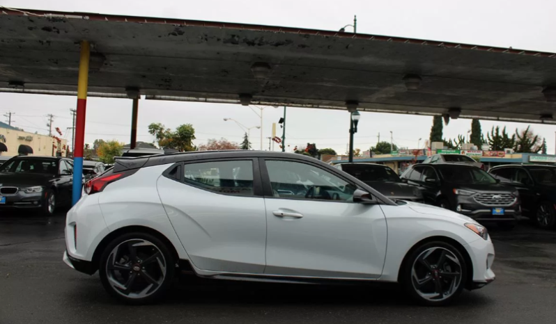 
								2020 Hyundai Veloster Turbo Ultimate full									