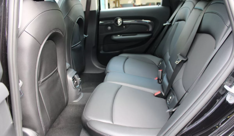 
								2018 MINI Clubman Cooper S full									