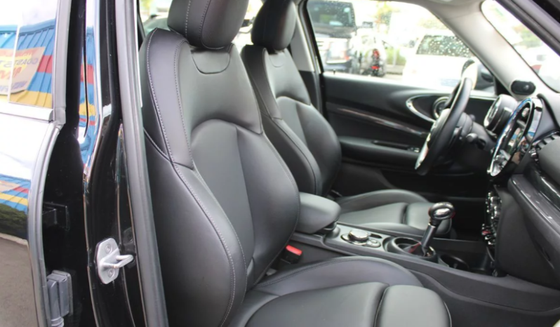 
								2018 MINI Clubman Cooper S full									