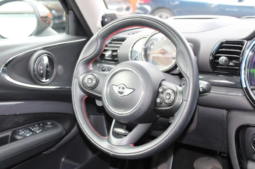 
										2018 MINI Clubman Cooper S full									