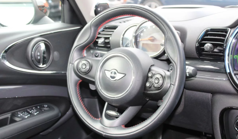 
								2018 MINI Clubman Cooper S full									