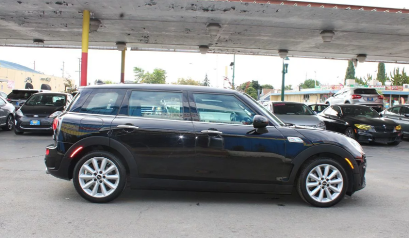 
								2018 MINI Clubman Cooper S full									