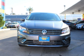 2018 Volkswagen Passat R-Line