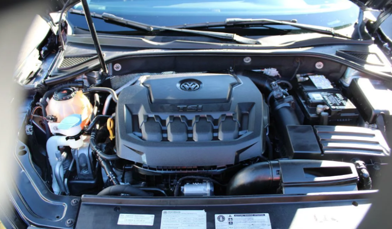 
								2018 Volkswagen Passat R-Line full									