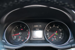 
										2018 Volkswagen Passat R-Line full									