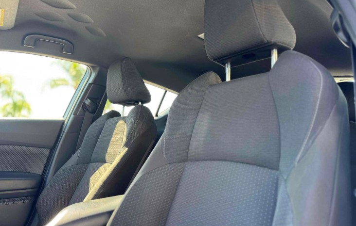 
								2019 Toyota C-HR XLE full									