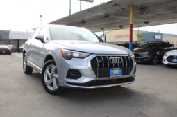 
										2021 Audi Q3 Premium full									