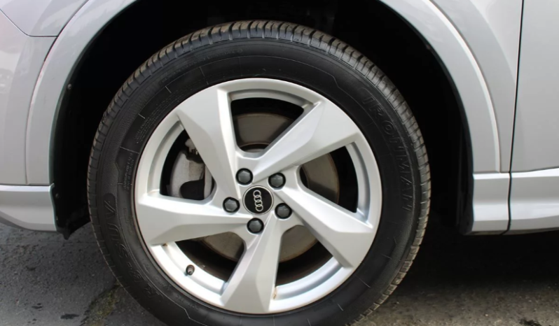 
								2021 Audi Q3 Premium full									