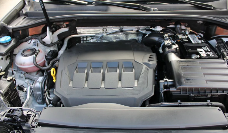 
								2021 Audi Q3 Premium full									