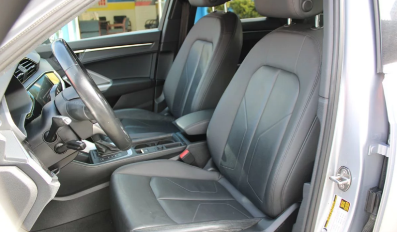 
								2021 Audi Q3 Premium full									