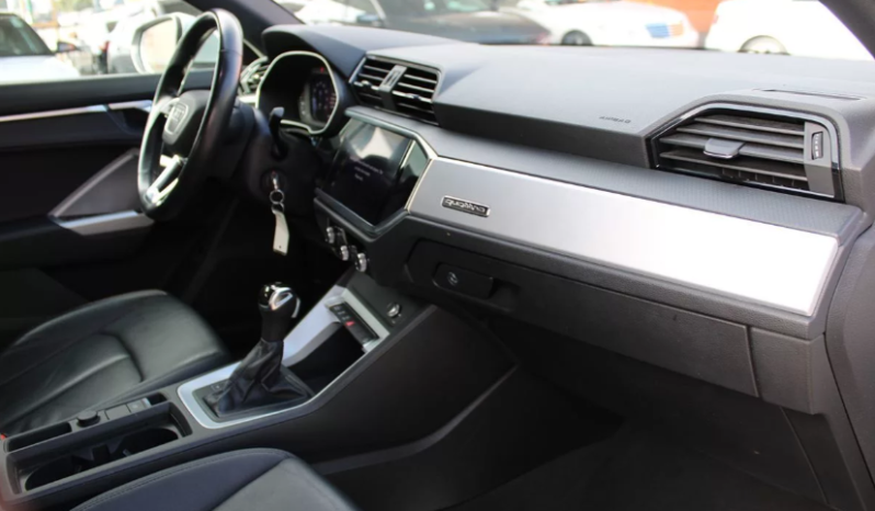 
								2021 Audi Q3 Premium full									