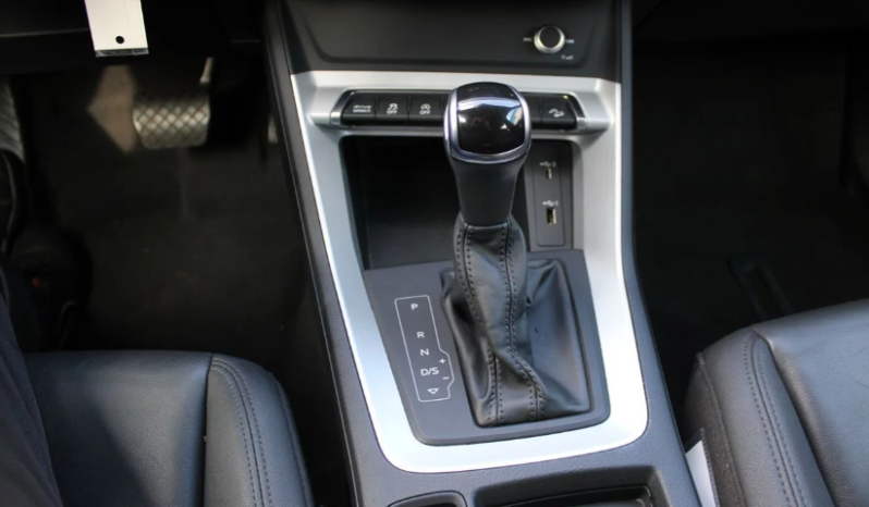 
								2021 Audi Q3 Premium full									