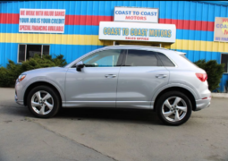 
										2021 Audi Q3 Premium full									