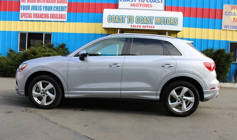 
								2021 Audi Q3 Premium full									