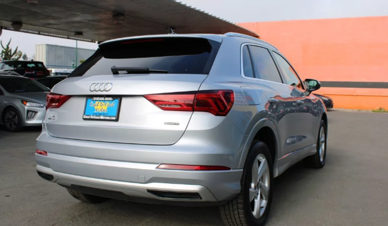 
								2021 Audi Q3 Premium full									