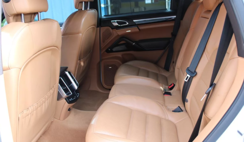 
								2015 Porsche Cayenne S full									