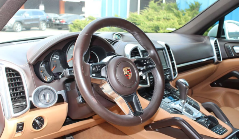 
								2015 Porsche Cayenne S full									