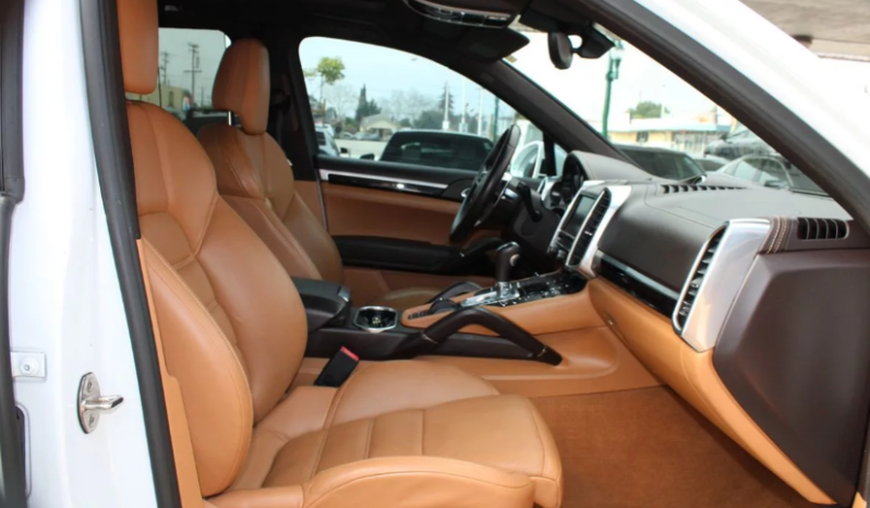 
								2015 Porsche Cayenne S full									
