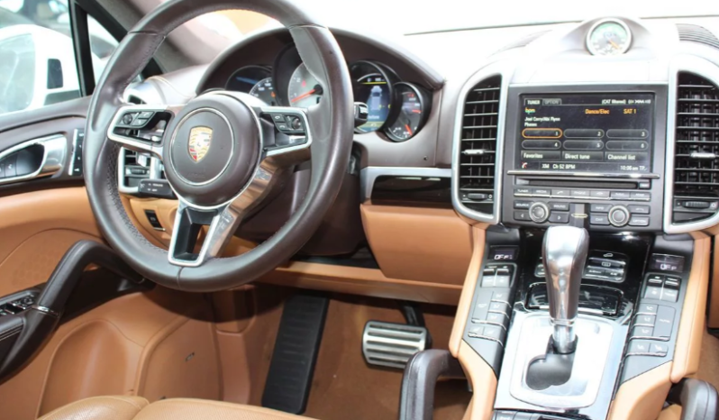 
								2015 Porsche Cayenne S full									