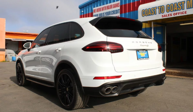 
								2015 Porsche Cayenne S full									