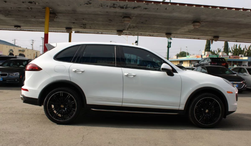 
								2015 Porsche Cayenne S full									