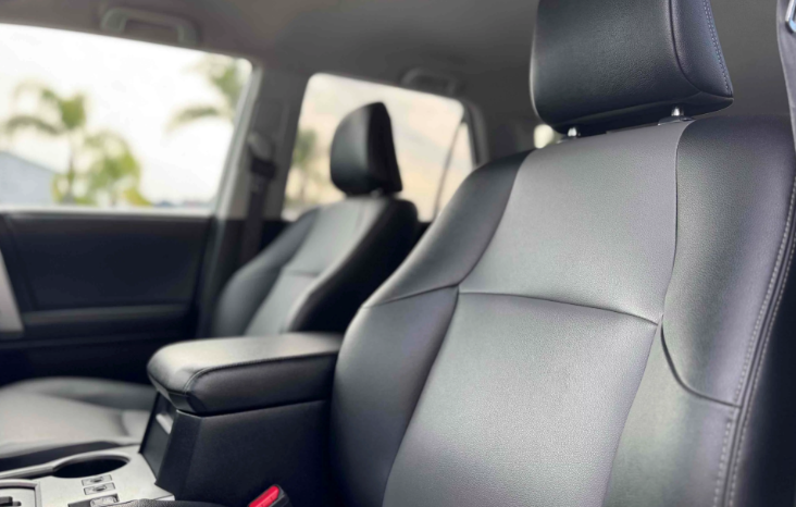 
								2020 Toyota 4Runner SR5 Premium full									