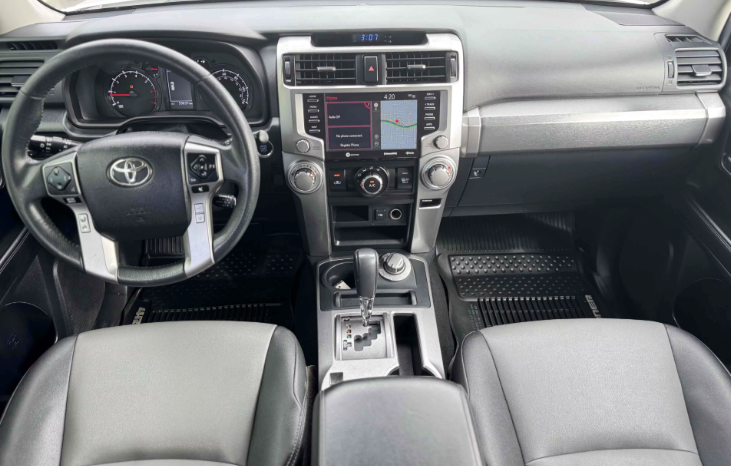 
								2020 Toyota 4Runner SR5 Premium full									