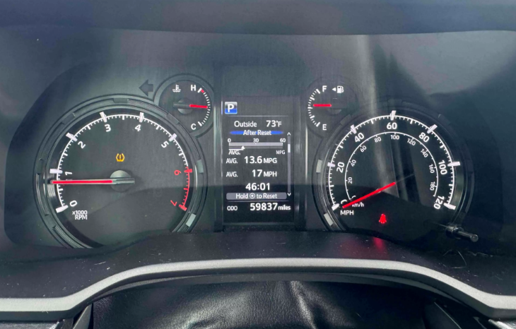 
								2020 Toyota 4Runner SR5 Premium full									