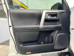 
										2020 Toyota 4Runner SR5 Premium full									