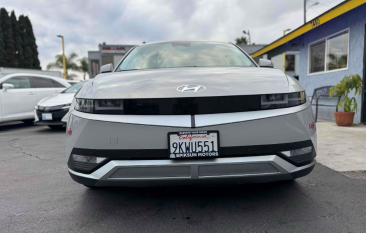 
								2024 Hyundai IONIQ 5 SEL full									