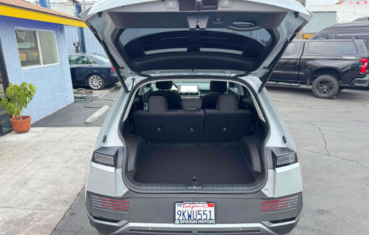 
								2024 Hyundai IONIQ 5 SEL full									