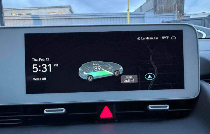 
								2024 Hyundai IONIQ 5 SEL full									