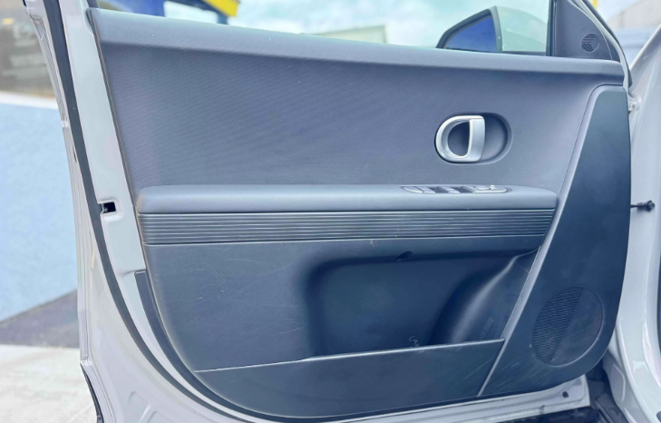 
								2024 Hyundai IONIQ 5 SEL full									